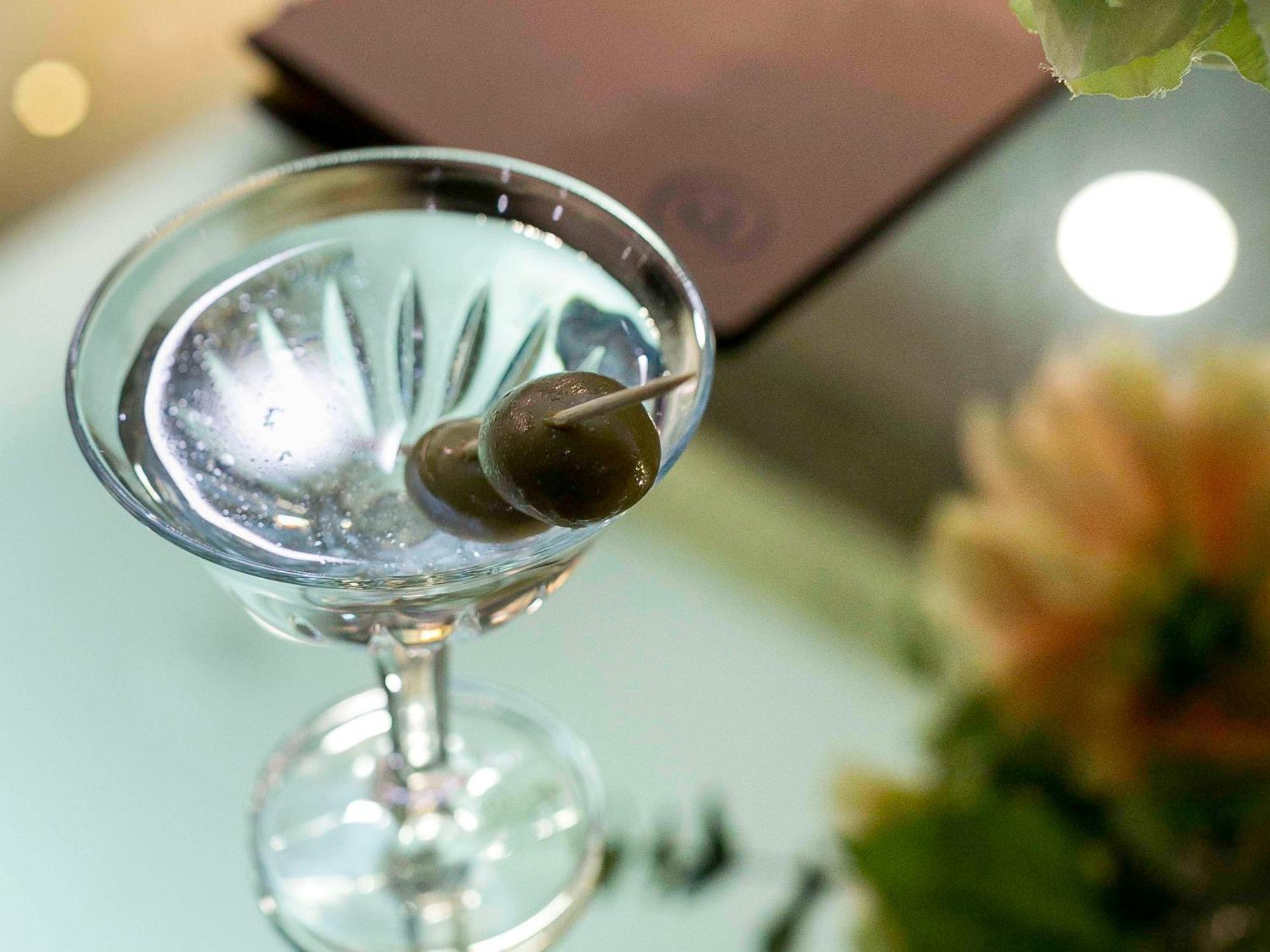 The Sebel Quay West Suites Сидни Екстериор снимка A dry martini