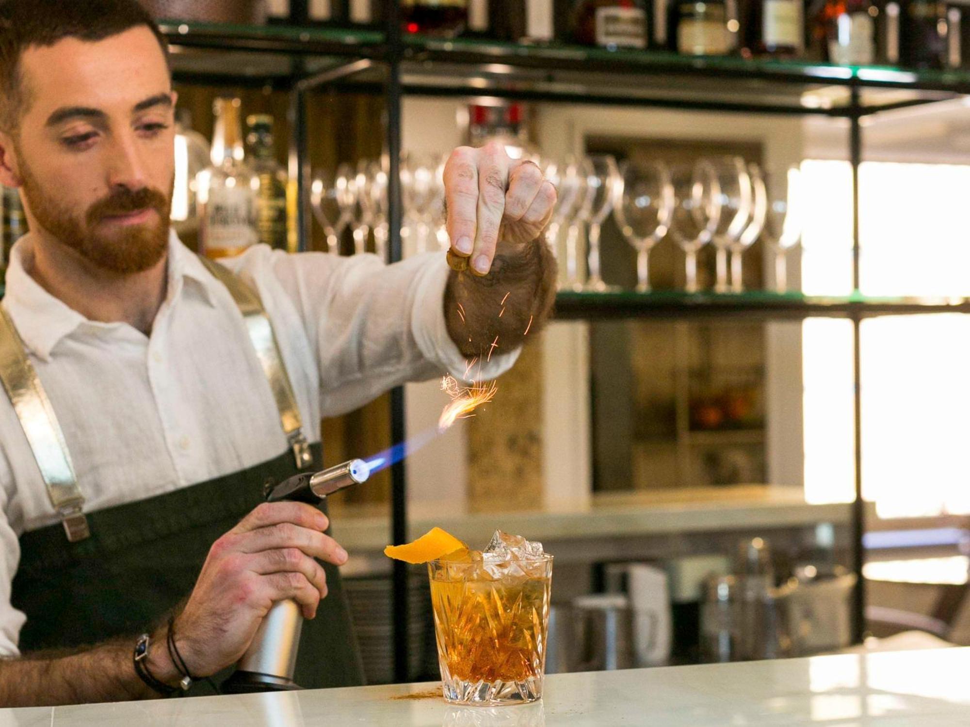 The Sebel Quay West Suites Сидни Екстериор снимка A bartender preparing a cocktail