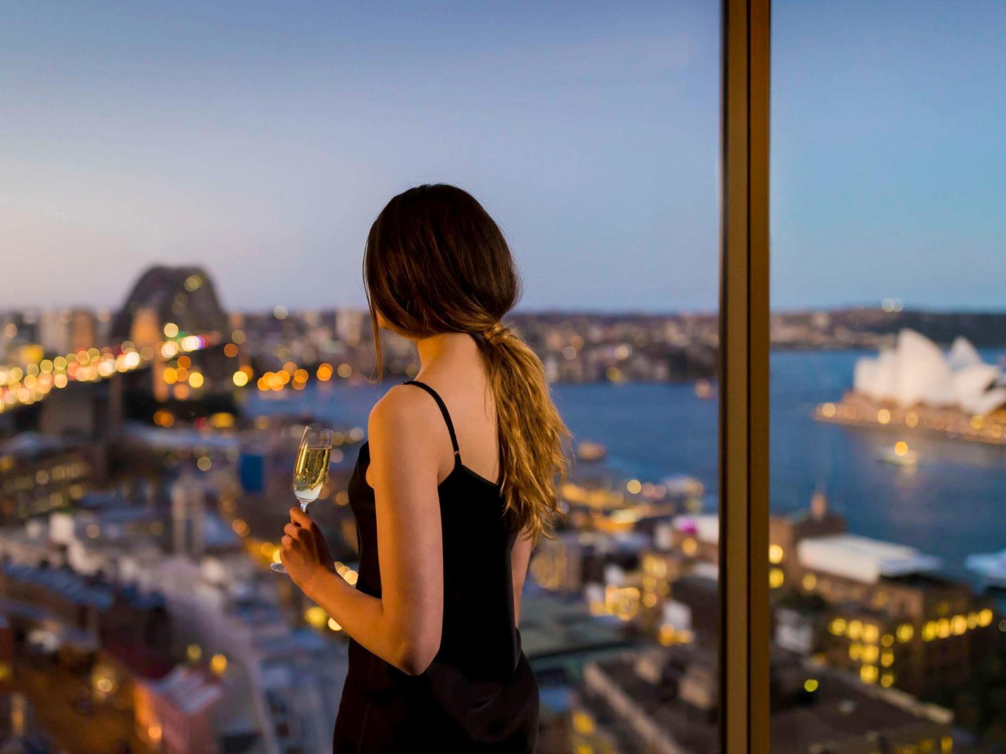 The Sebel Quay West Suites Сидни Екстериор снимка View from a suite