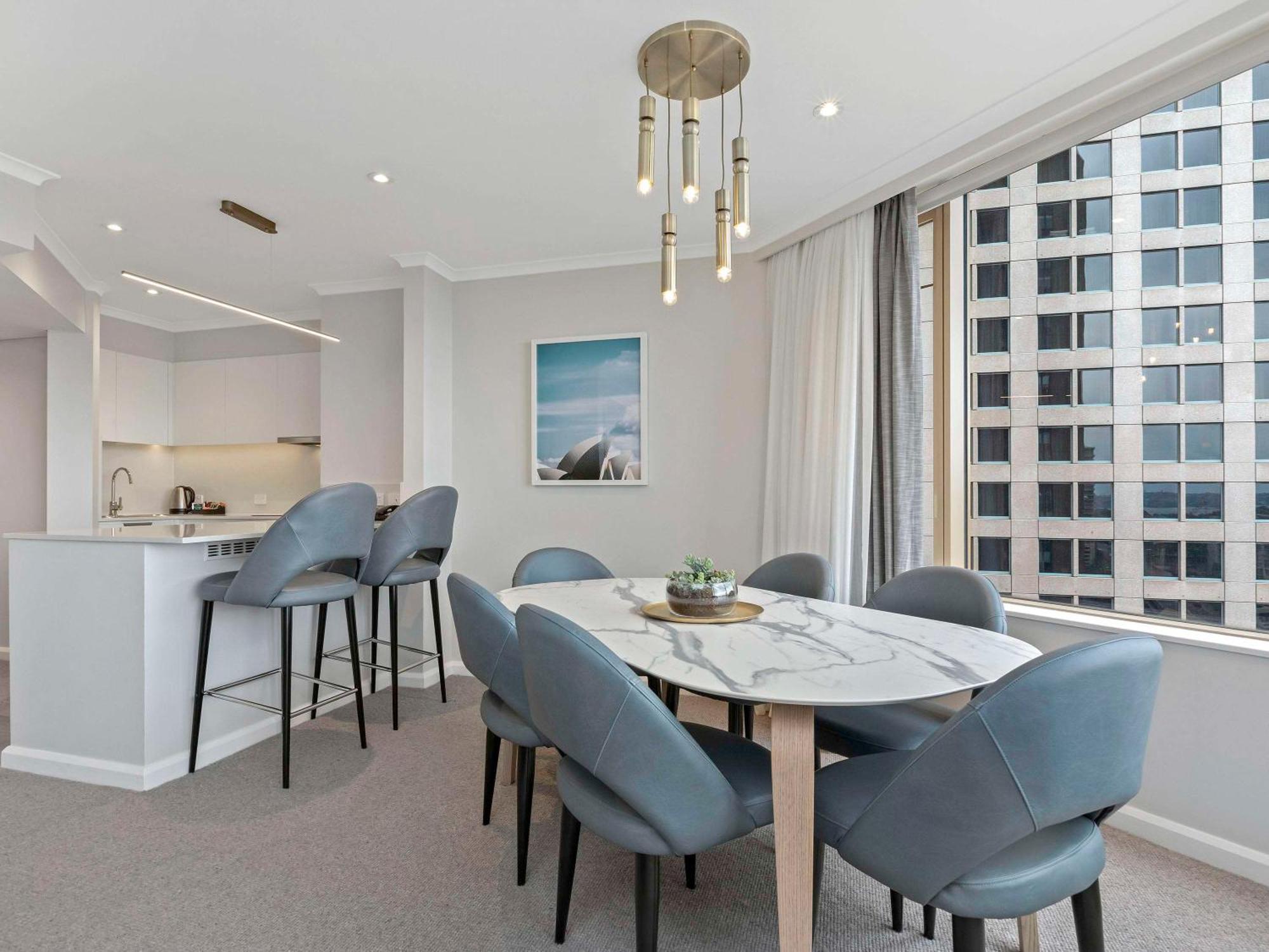 The Sebel Quay West Suites Сидни Екстериор снимка A staged apartment at The Ivy Residences
